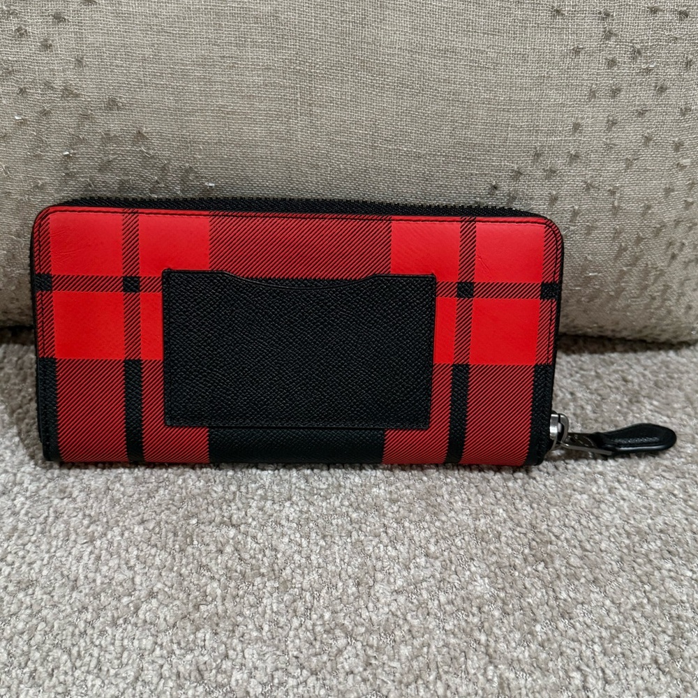 Brand new Coach wallet - Picture 2 of 13